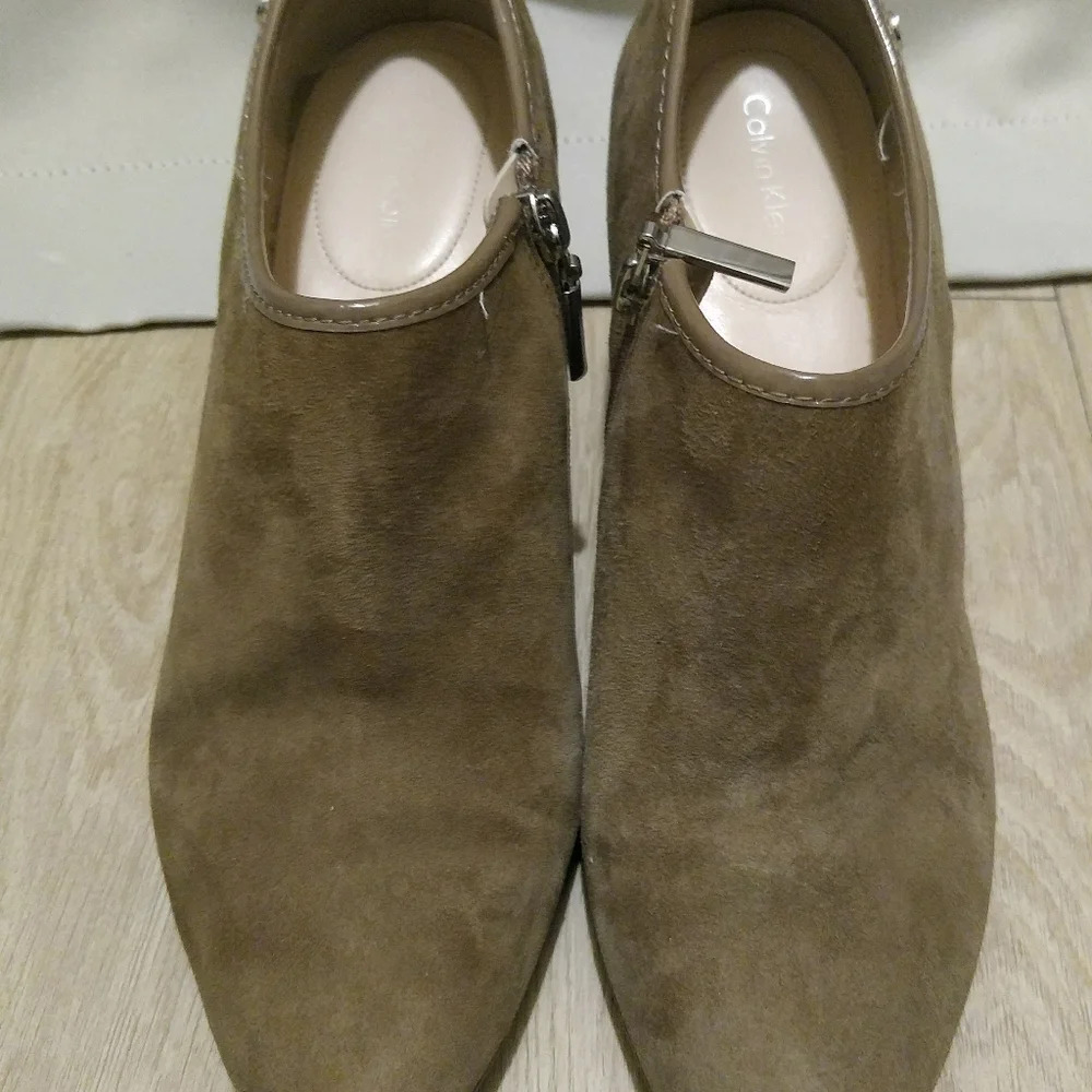 Calvin Klein Jenny Tan Suede Leather Ankle Boots